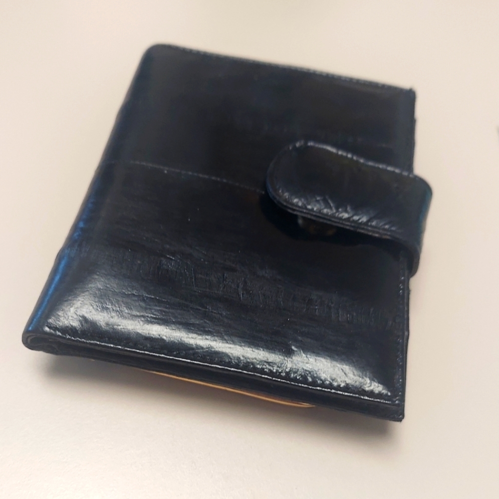 Beautiful Eel Leather Vintage wallet
